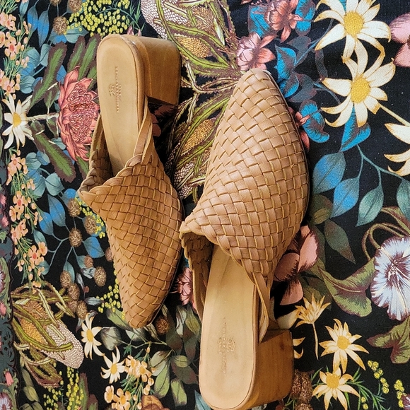 ❗ SOLD ❗ The Bali Tailor woven mules - Picture 8 of 9